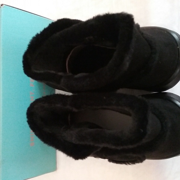 NIB BZEES Booties 7.5 W Black/Bows - Picture 6 of 8